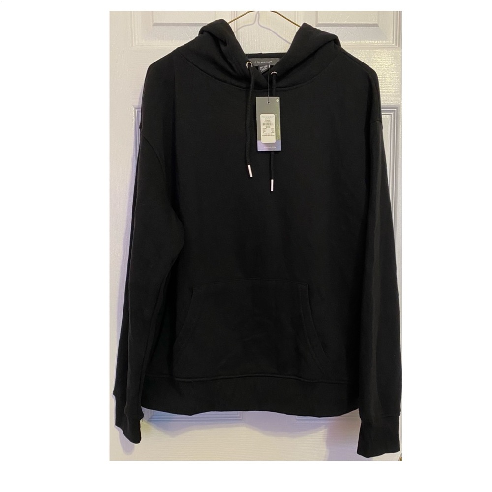 plain black pullover hoodie